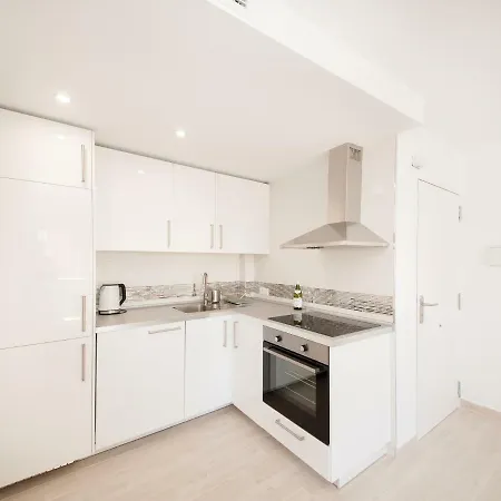 Апартаменты Nadine's Place *